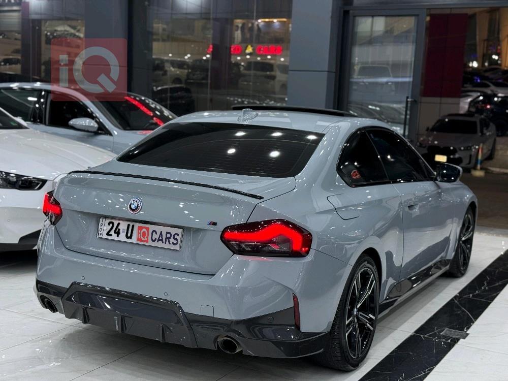 بي ام دبليو الفئة 2